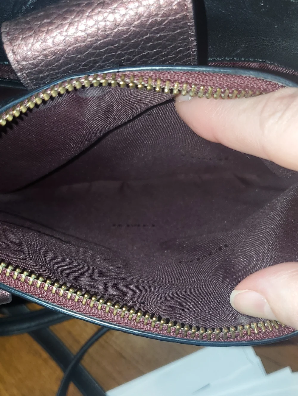 Coach metallic Black Cherry 